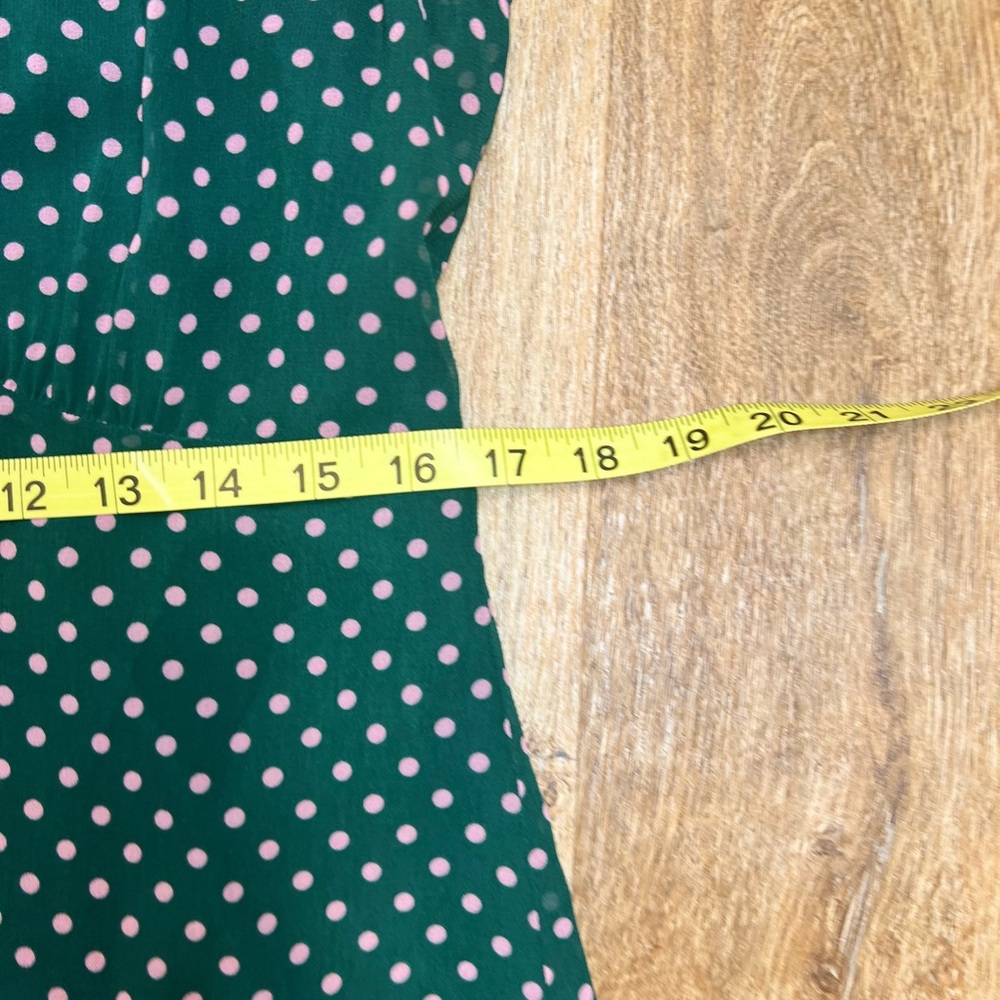 CAbi Size S Flirt Top Green w/Pink Polka Dot with Detachable Green Cami. 2 in 1 - Picture 10 of 10